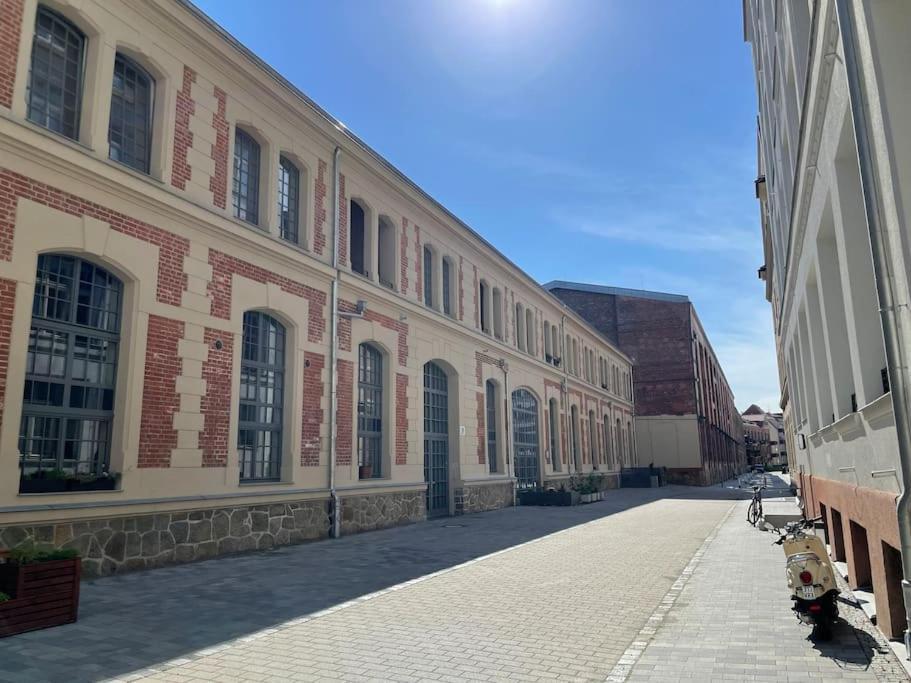 Loft Bw29 Zentrum - Freizeit & Arbeit - 5 Personen - Wifi Лейпциг Экстерьер фото
